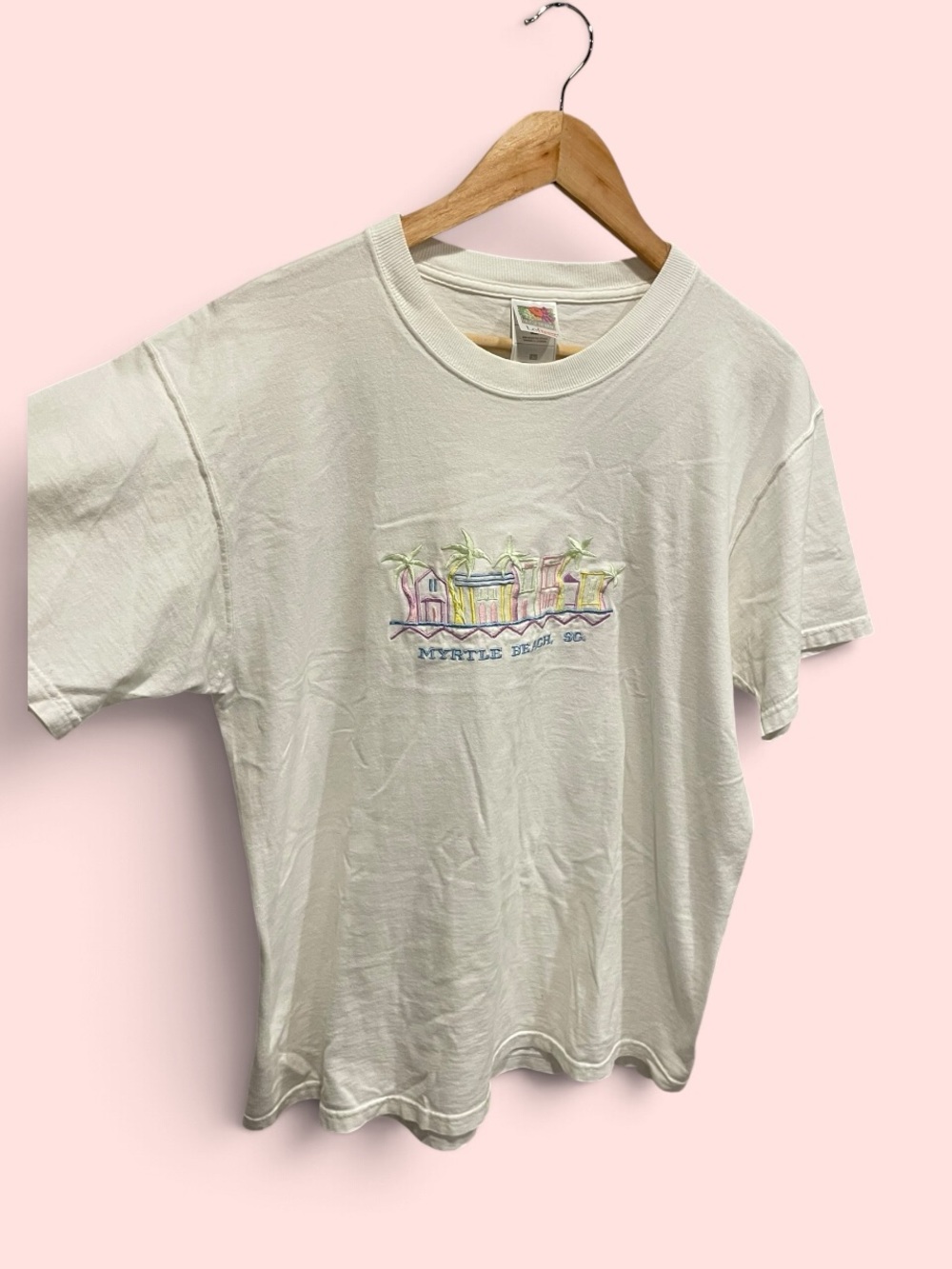 Cute vintage 80s soft cotton creamy white Myrtle Beach embroidered t-shirt